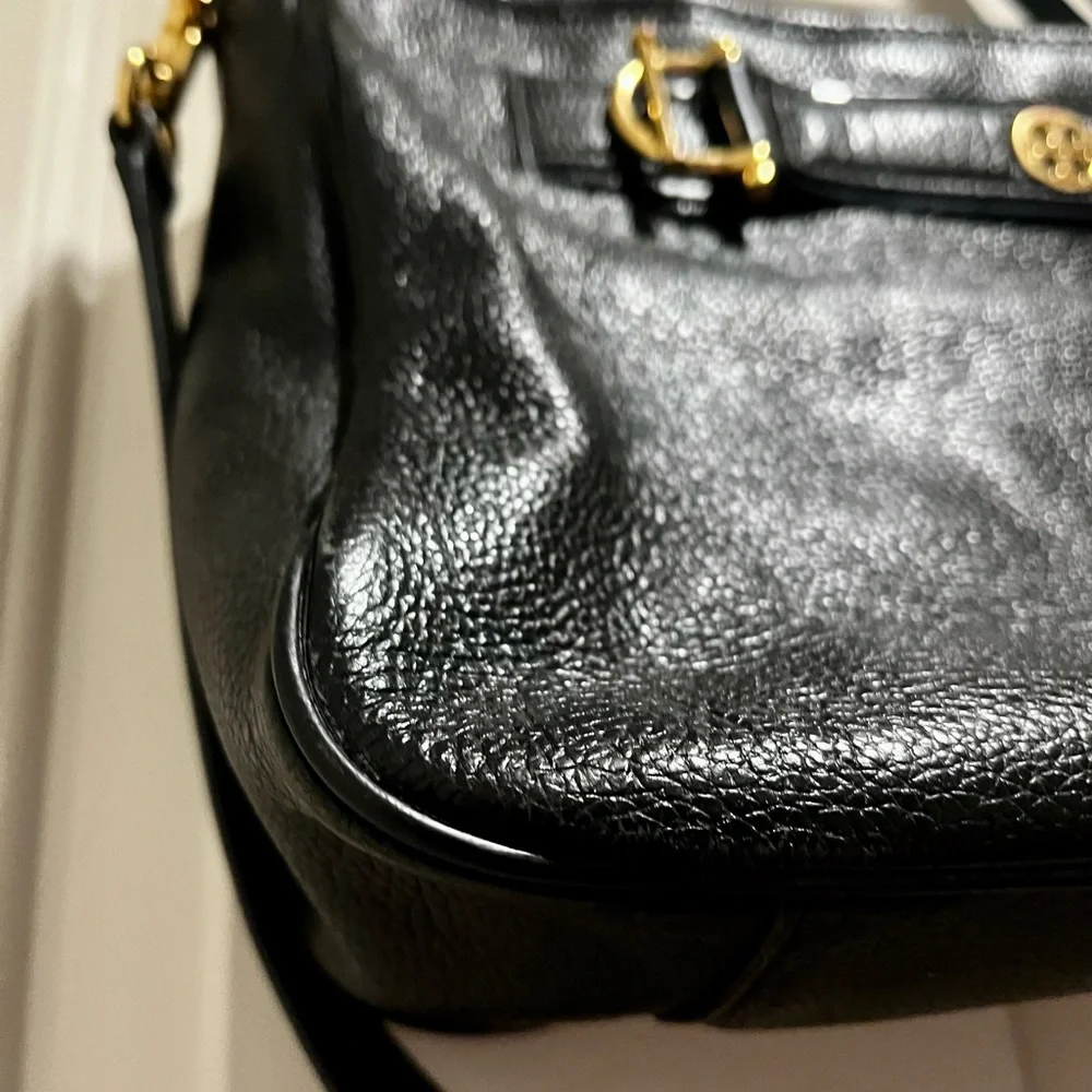 Tory Burch pebble grain leather bag w/ removable strap - Picture 10 of 16